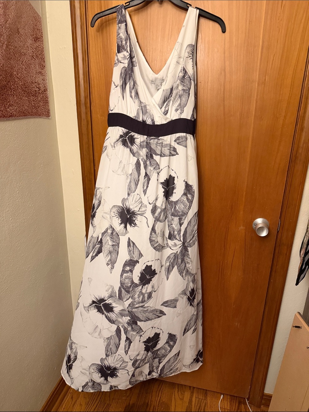 H&M White Maxi Dress with Black Floral Print and Black Waistband